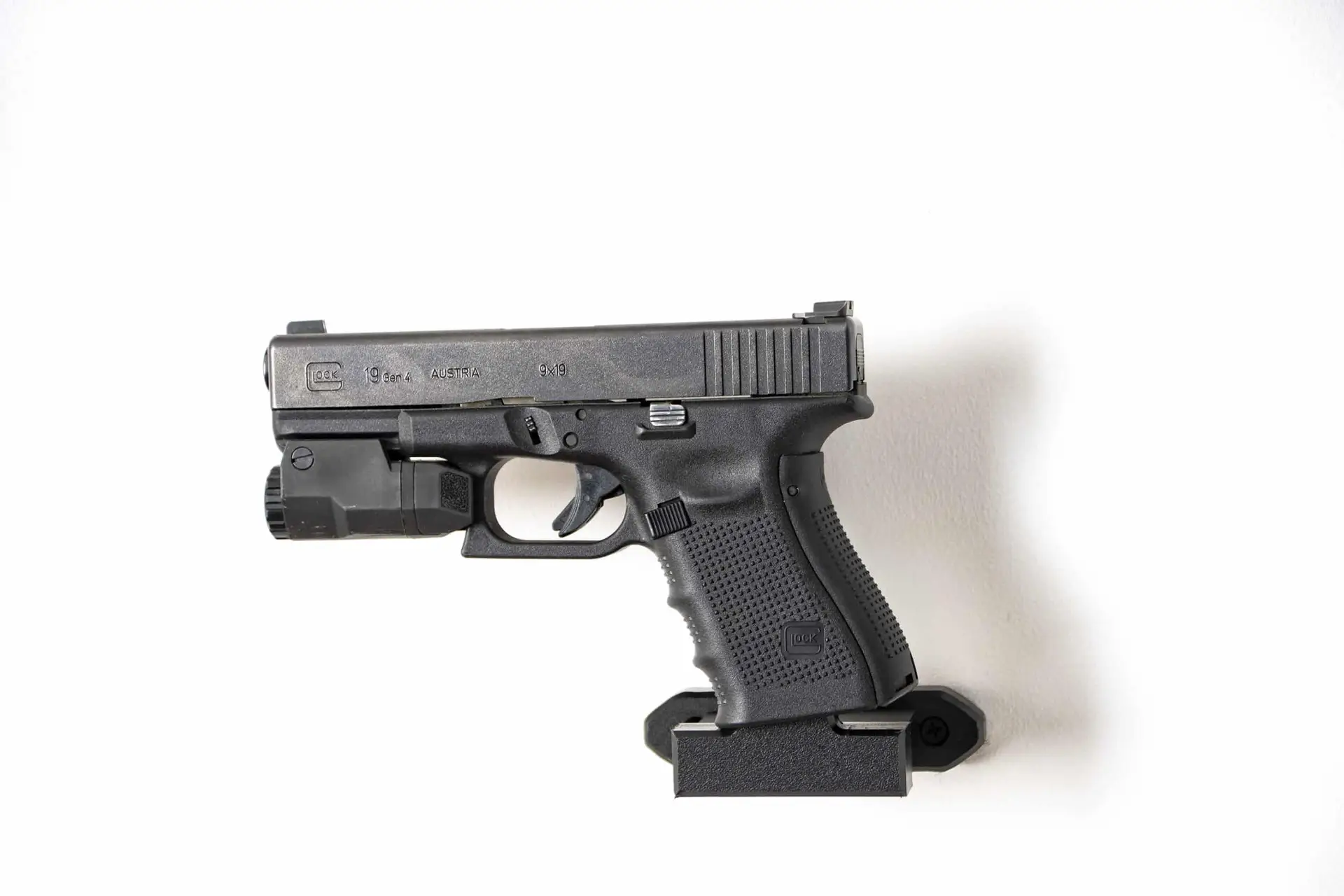 ModWall Nano Mounts ModWall with pistol