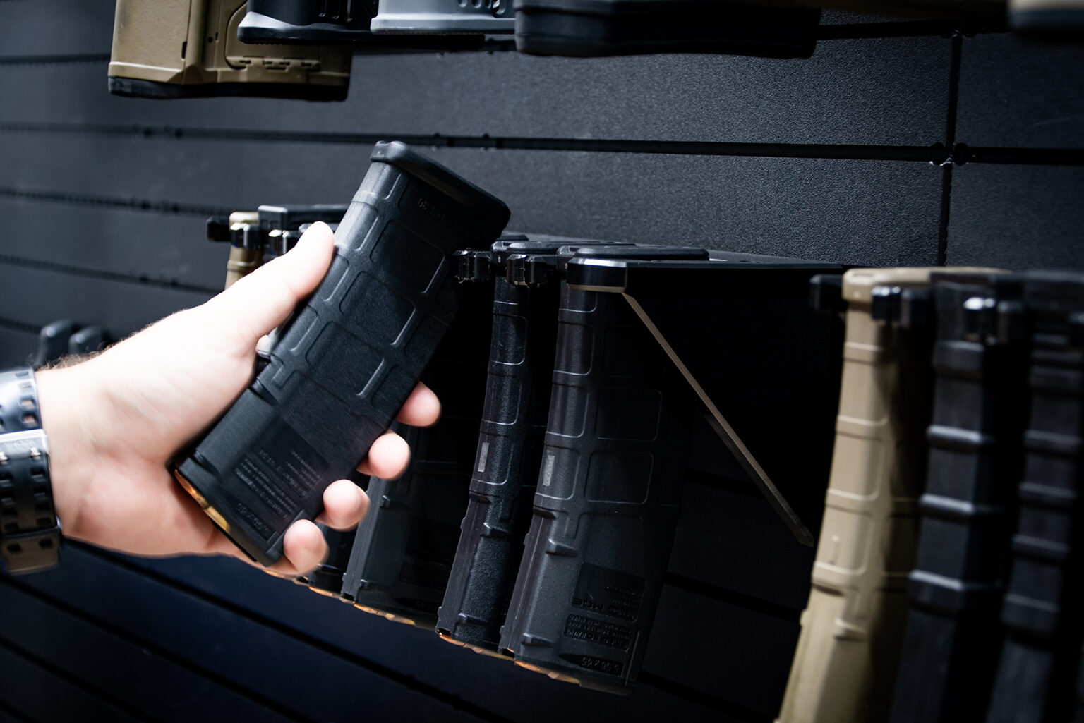 magazine hanger